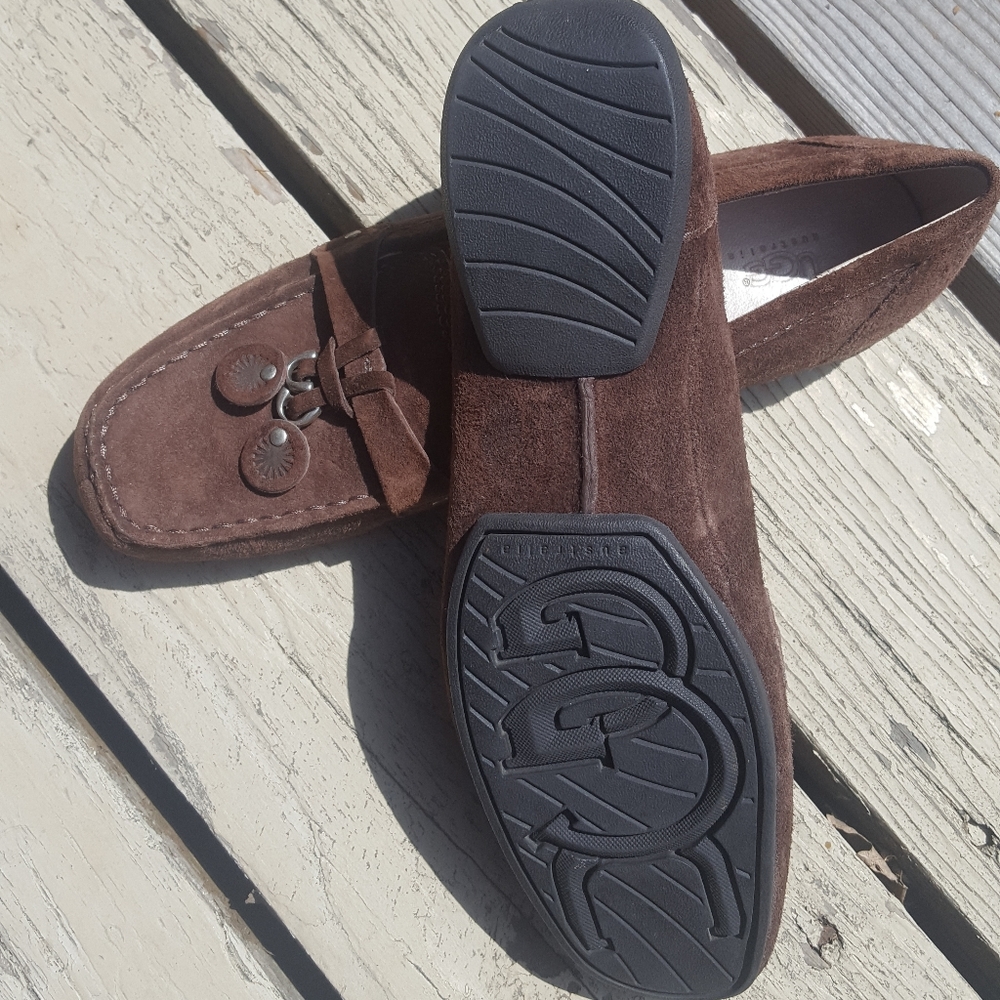 UGG slip-on suede driving loafers NWOB.